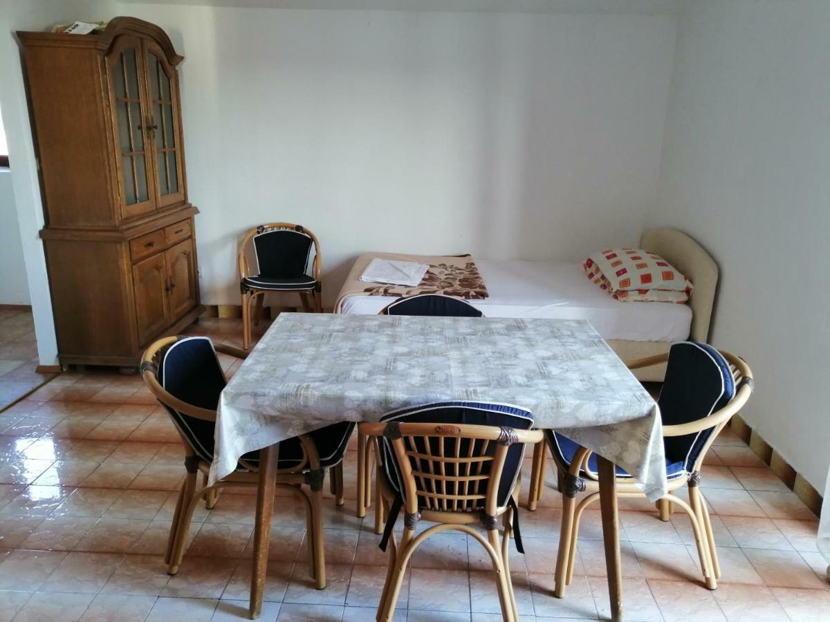 Apartmani Marin 셀리네 외부 사진